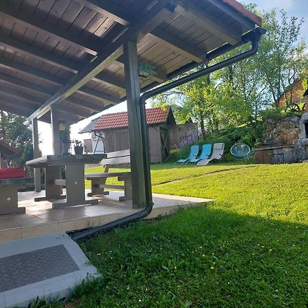 Vineyard Cottage Klemencic Novo Mesto Eksteriør bilde